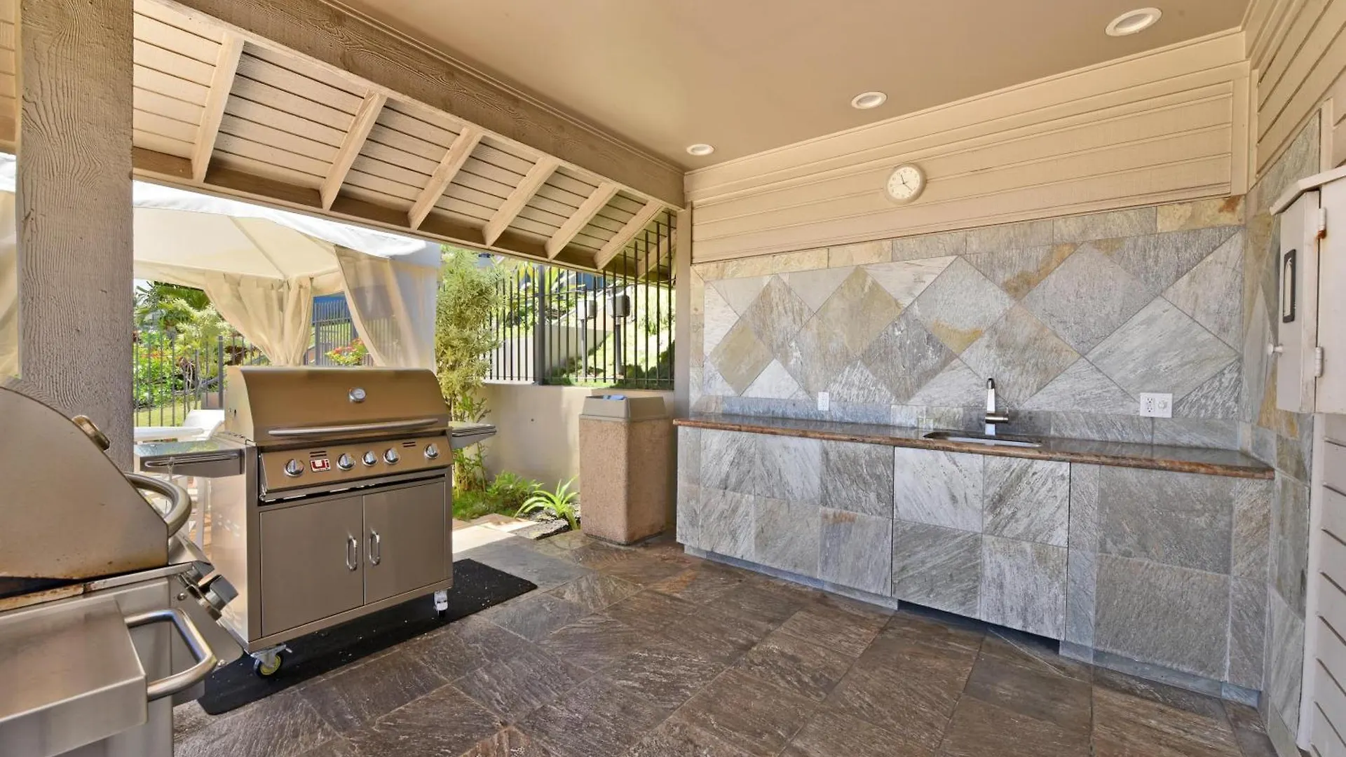 Kapalua Bay Villas 33B1 Kahana بيت للعطل