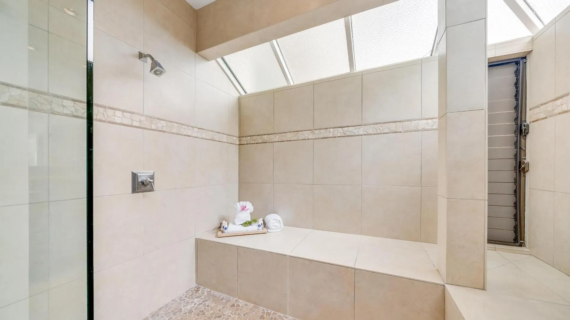 Kapalua Bay Villas 33B1 Kahana بيت للعطل